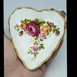Vintage Heart Trinket Jewelry Dish Roses Fine Bone China Rare Canadian Classics